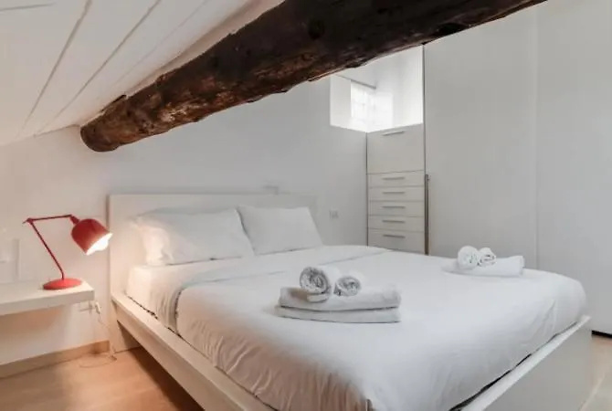 Lombardini 18 Navigli Apartment Milan