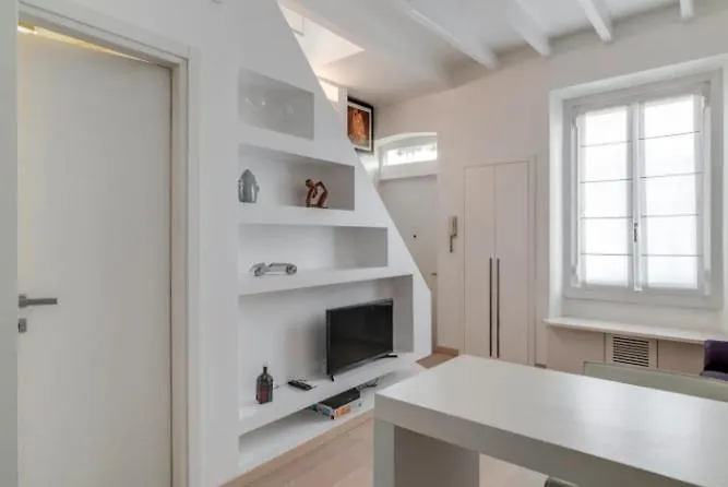 Lombardini 18 Navigli Apartment Milan